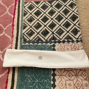 white lululemon head band
